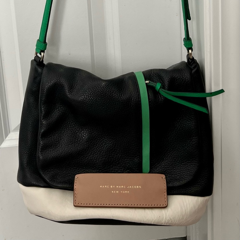 Marc Jacobs Leather Crossbody Bag